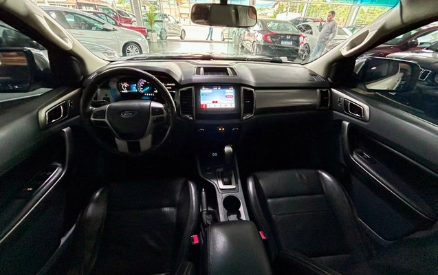 imagem-https://www.socarrao.com.br/sc-vehicle-images-prod/3256196/1786818245753-574549971532413d9956557ead4570b4_1786812559194.jpg