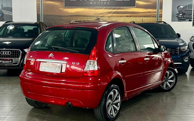 imagem-https://www.socarrao.com.br/sc-vehicle-images-prod/3256397/1786817814597-00bad32aee34481182d9ef630c58ddaa_1786814939847.jpg