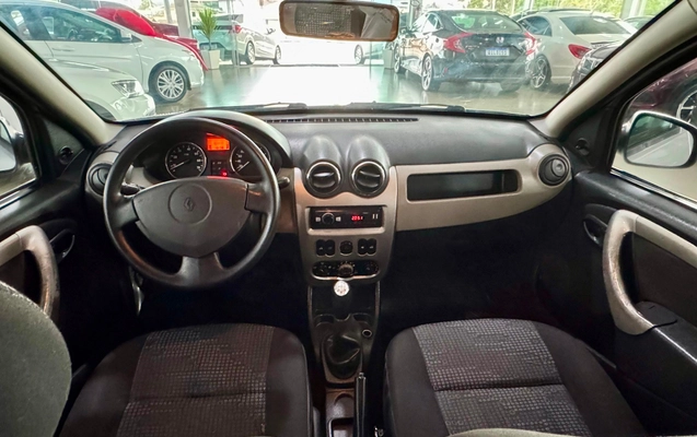 imagem-https://www.socarrao.com.br/sc-vehicle-images-prod/3256411/1786817181082-0c8c8d26ab5e40469f3391d6dd8ab0b0_1786814069653.jpg