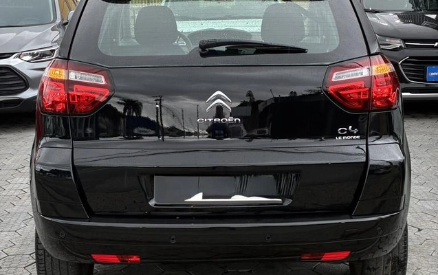 imagem-https://www.socarrao.com.br/sc-vehicle-images-prod/3256457/1786815757654-69406a80a456797a7.jpeg