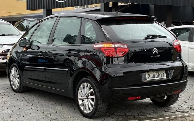 imagem-https://www.socarrao.com.br/sc-vehicle-images-prod/3256457/1786815757654-69406a80a456cf297.jpeg