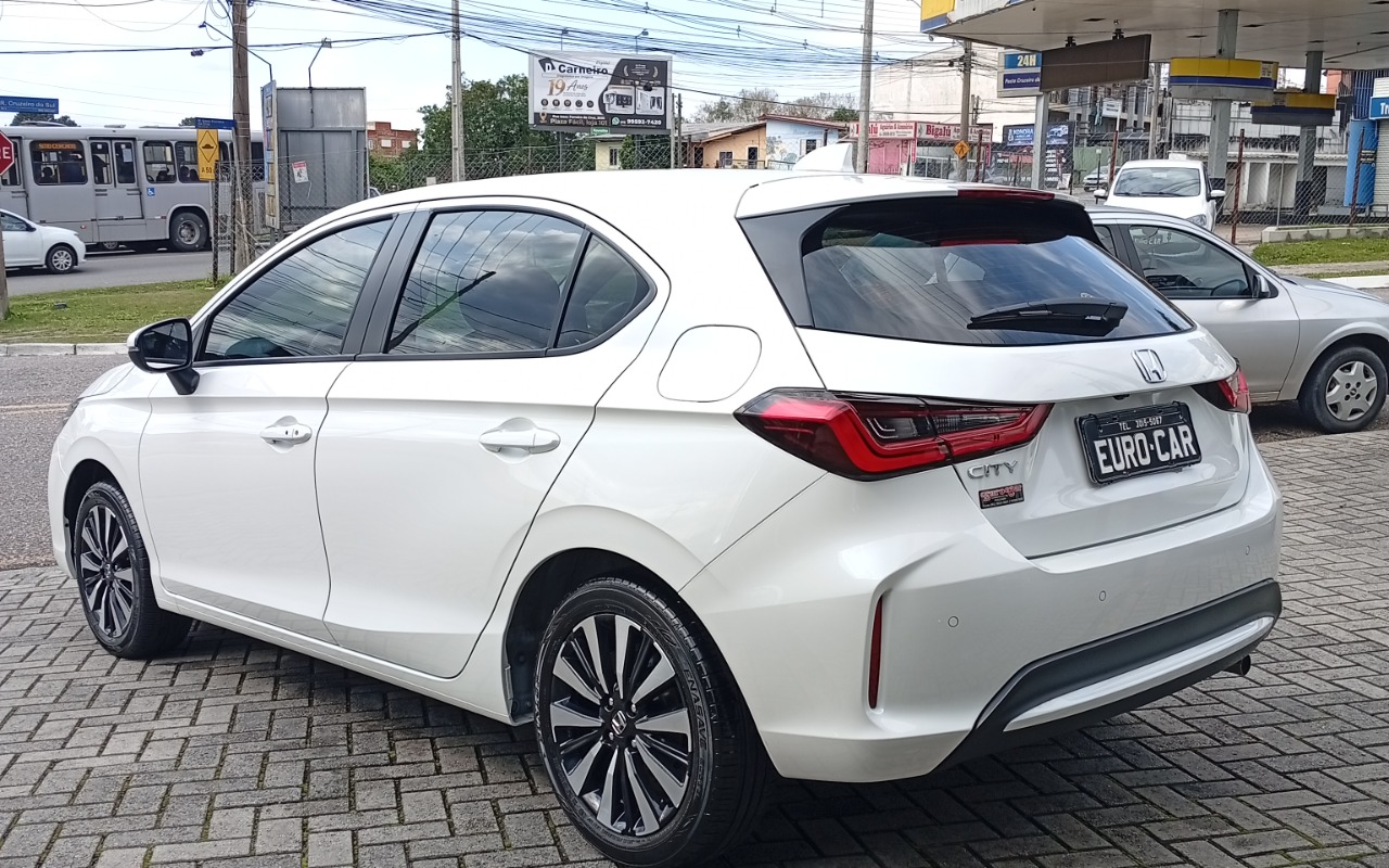 imagem-https://www.socarrao.com.br/sc-vehicle-images-prod/3256491/1786816413466-Q0lUWSBFWEwgMjAyNSAwNS5qcGc.jpg