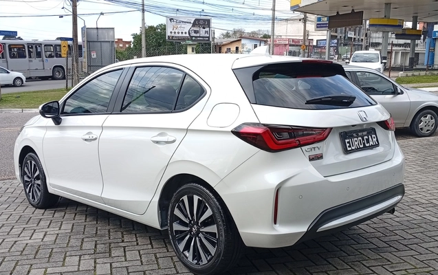 imagem-https://www.socarrao.com.br/sc-vehicle-images-prod/3256491/1786816413466-Q0lUWSBFWEwgMjAyNSAwNS5qcGc.jpg