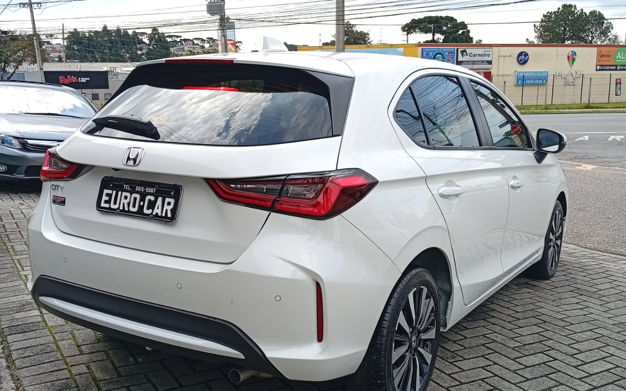 imagem-https://www.socarrao.com.br/sc-vehicle-images-prod/3256491/1786816413778-Q0lUWSBFWEwgMjAyNSAwOC5qcGc.jpg
