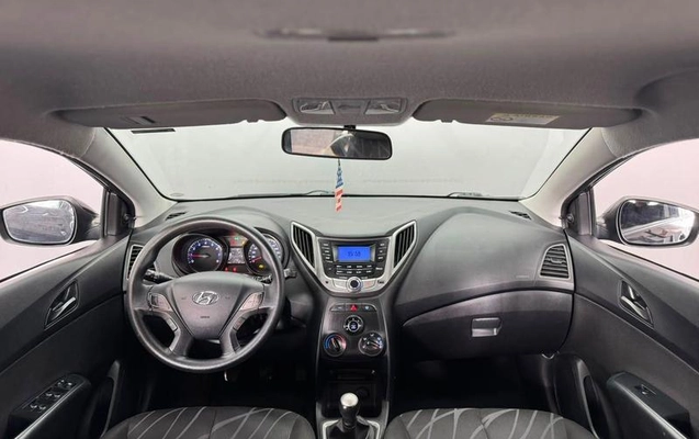 imagem-https://www.socarrao.com.br/sc-vehicle-images-prod/3256493/1789220100855-8384371_3_B_e4c3309225.jpeg