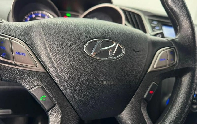 imagem-https://www.socarrao.com.br/sc-vehicle-images-prod/3256493/1789220100877-8384371_6_B_1e708f57a1.jpeg