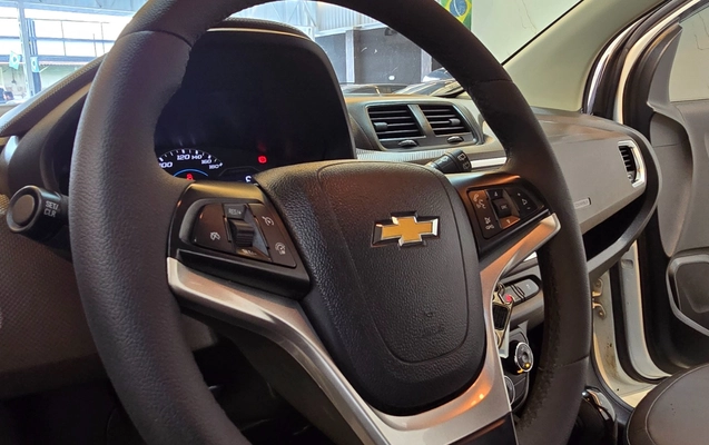 imagem-https://www.socarrao.com.br/sc-vehicle-images-prod/3256522/1788019574799-OC5qcGc.jpg