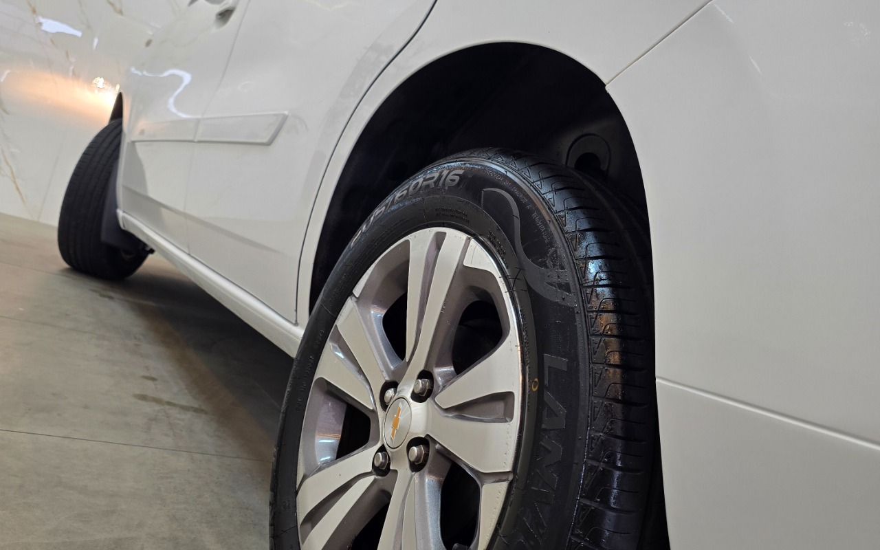 imagem-https://www.socarrao.com.br/sc-vehicle-images-prod/3256522/1788019575995-MTkuanBn.jpg
