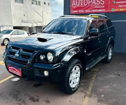 Mitsubishi Pajero 2010 Preto — foto 1 de 3