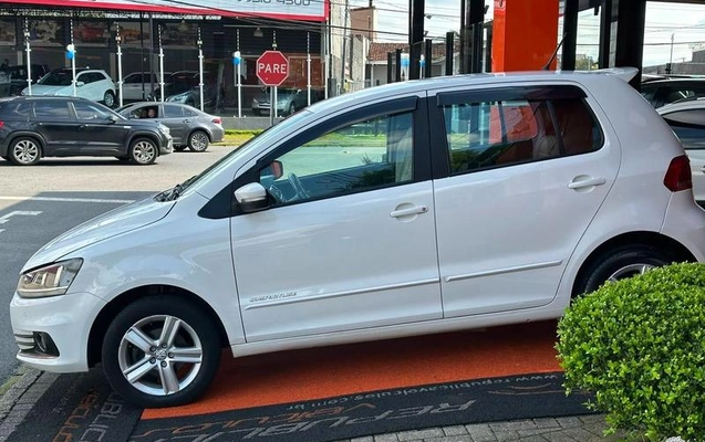 imagem-https://www.socarrao.com.br/sc-vehicle-images-prod/3256640/1789043867736-8354132_17_B_a5fa112414.jpeg