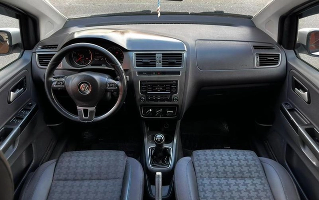 imagem-https://www.socarrao.com.br/sc-vehicle-images-prod/3256640/1789043867747-8354132_13_B_ba08ec2943.jpeg
