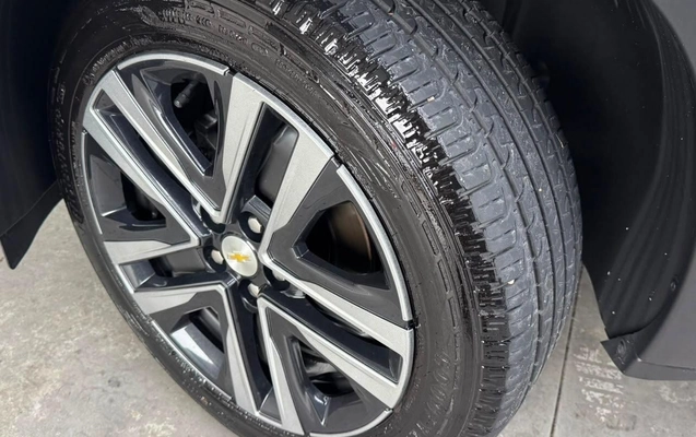 imagem-https://www.socarrao.com.br/sc-vehicle-images-prod/3256646/1786819657039-3dc97680dd44485d9a0293ca6734a8df_1786814828883.jpg