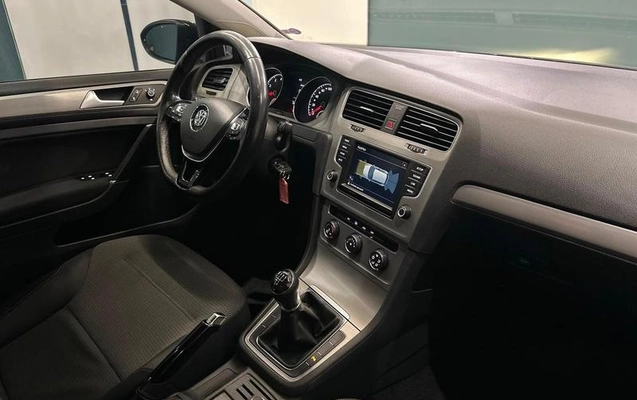 imagem-https://www.socarrao.com.br/sc-vehicle-images-prod/3256657/1789662938976-8347898_12_B_25c7ba02f5.jpeg
