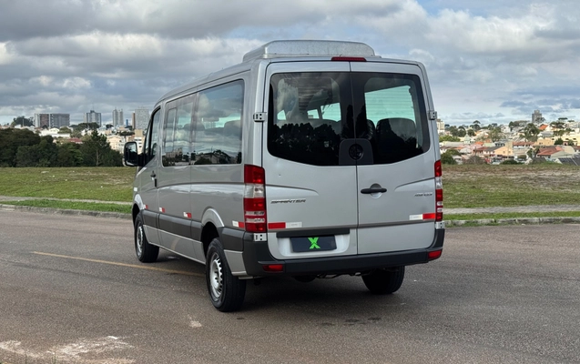 imagem-https://www.socarrao.com.br/sc-vehicle-images-prod/3256658/1788453649953-ac8025bd-63f8-4dab-90d8-82f4188b1fee.jpg
