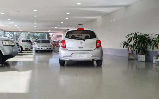 imagem-https://www.socarrao.com.br/sc-vehicle-images-prod/3256687/1787752467394-1d140aa35a604adea05a75cdc19eb8af_1786465696932.jpg
