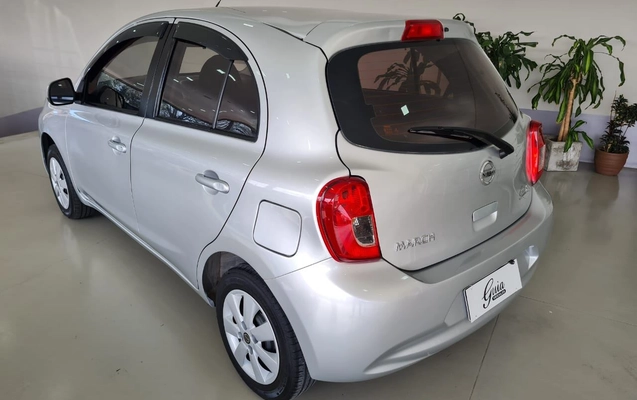 imagem-https://www.socarrao.com.br/sc-vehicle-images-prod/3256687/1787752467396-1034590fa6874e5d9c058ce1d1a8ff91_1786465696939.jpg