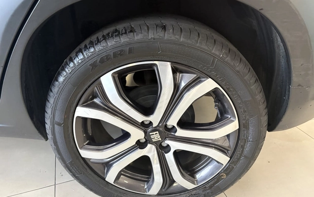 imagem-https://www.socarrao.com.br/sc-vehicle-images-prod/3256696/1787260137312-vehicle_image_1787260084_30bdaac1382538aedbe55f590b9d2006.jpeg