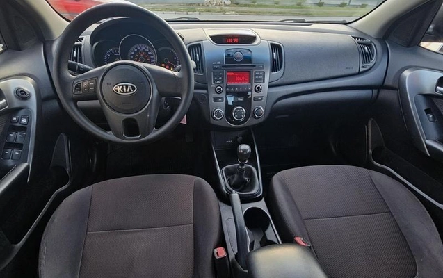 imagem-https://www.socarrao.com.br/sc-vehicle-images-prod/3256701/1788292231693-8383990_4_B_7f4b330294.jpeg