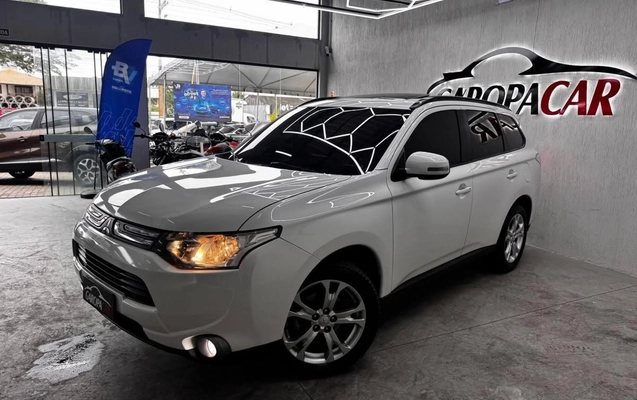imagem-https://www.socarrao.com.br/sc-vehicle-images-prod/3256817/1786842465414-03fcb24e5a9647bbbf27d6bf666468b6_1786824932155.jpg