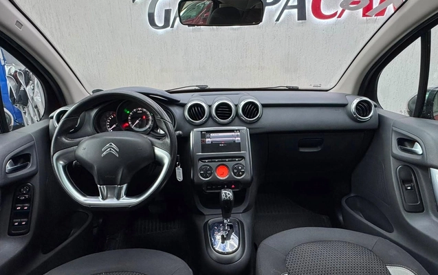 imagem-https://www.socarrao.com.br/sc-vehicle-images-prod/3256821/1789133654159-8f24ef3069a1444198ffb2e15f9d54f4_1786825434563.jpg