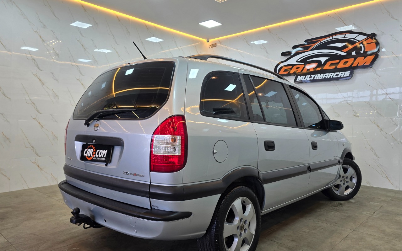 imagem-https://www.socarrao.com.br/sc-vehicle-images-prod/3256823/1786974388692-Ny5qcGc.jpg