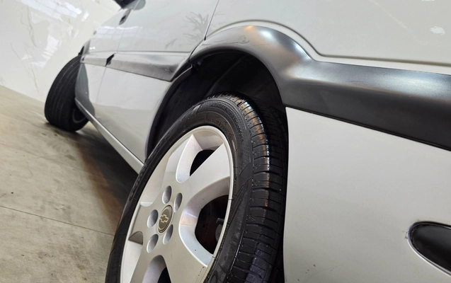 imagem-https://www.socarrao.com.br/sc-vehicle-images-prod/3256823/1786974390304-MTguanBn.jpg