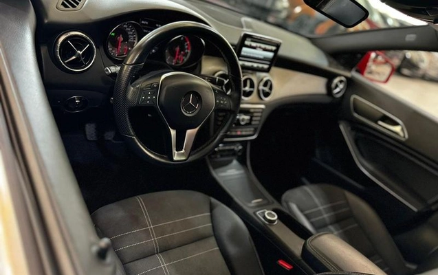 imagem-https://www.socarrao.com.br/sc-vehicle-images-prod/32588/1785351620215-5537779_10_B_f66d148ccb.jpeg