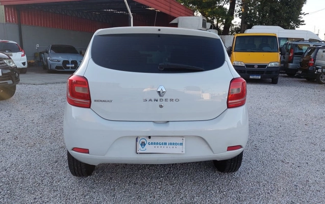 imagem-https://www.socarrao.com.br/sc-vehicle-images-prod/3258912/1787415056423-vehicle_image_1772900333_f24247a7423bafdf089c9b5831b9e1de.jpeg