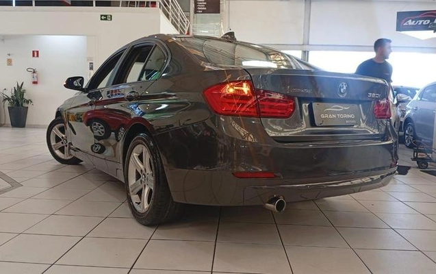 imagem-https://www.socarrao.com.br/sc-vehicle-images-prod/32604/1783625732800-7669418_0_B_a9cd030f7e.jpeg