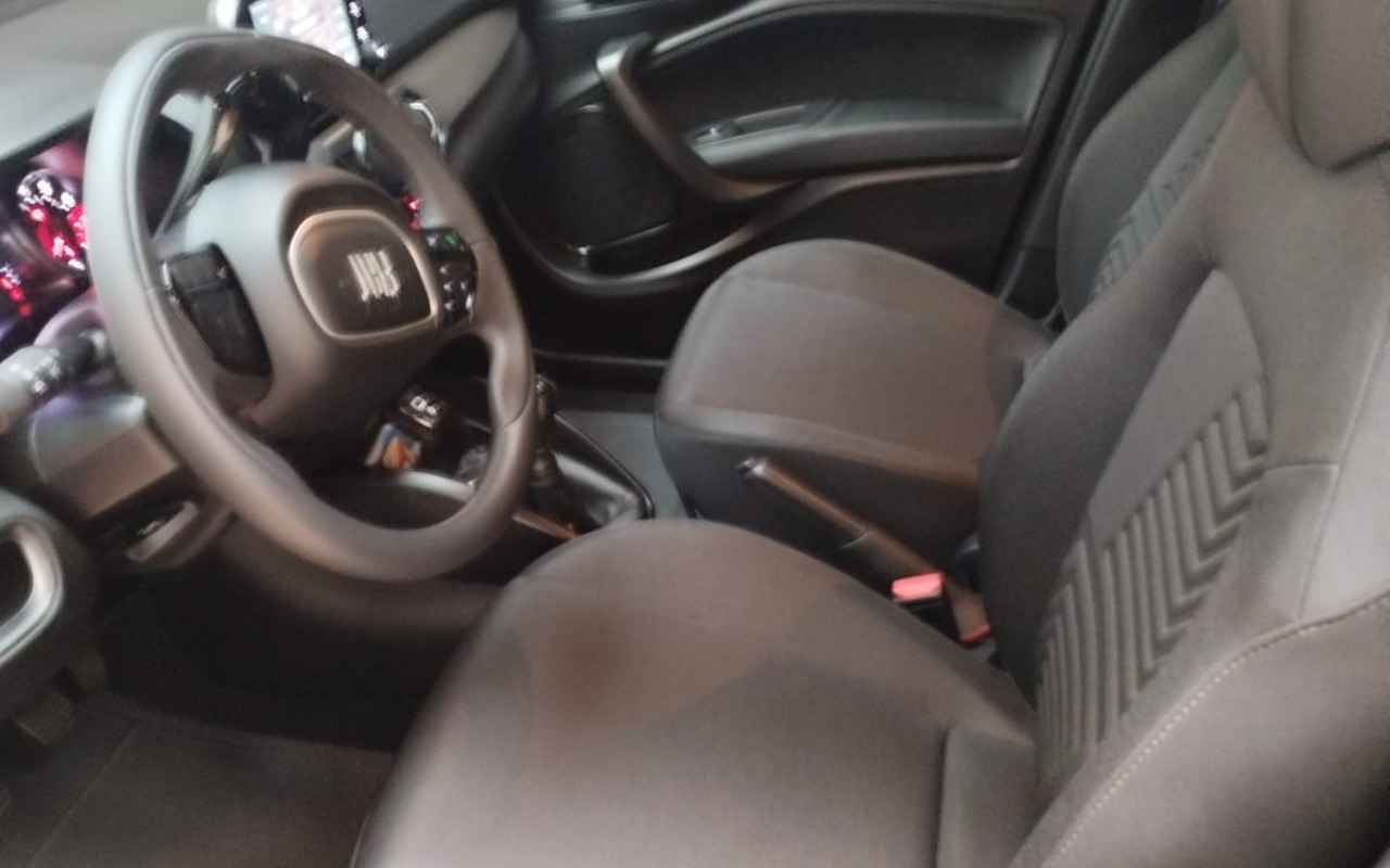 imagem-https://www.socarrao.com.br/sc-vehicle-images-prod/3265037/1791334411889-V2hhdHNBcHAgSW1hZ2UgMjAyNi0xMC0wNiBhdCAyMS41MS4xMSAoMykuanBlZw.jpeg