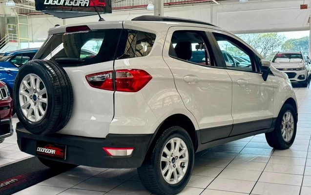 imagem-https://www.socarrao.com.br/sc-vehicle-images-prod/3265072/1787074933387-8384915_9_B_d05c24cac1.jpeg