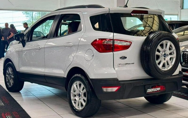 imagem-https://www.socarrao.com.br/sc-vehicle-images-prod/3265072/1787074933390-8384915_4_B_762f9dd54c.jpeg