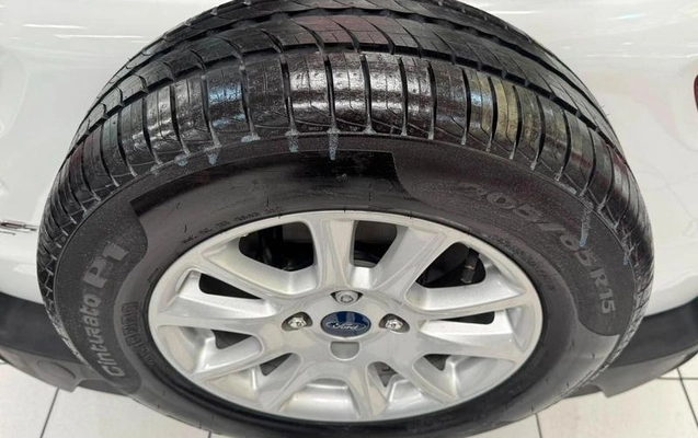 imagem-https://www.socarrao.com.br/sc-vehicle-images-prod/3265072/1787074933393-8384915_7_B_2e100f20e7.jpeg