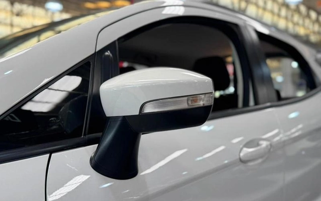 imagem-https://www.socarrao.com.br/sc-vehicle-images-prod/3265072/1787074933399-8384915_13_B_6d300ccd69.jpeg