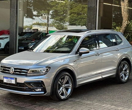 Volkswagen Tiguan 2020 Prata — foto 1 de 3