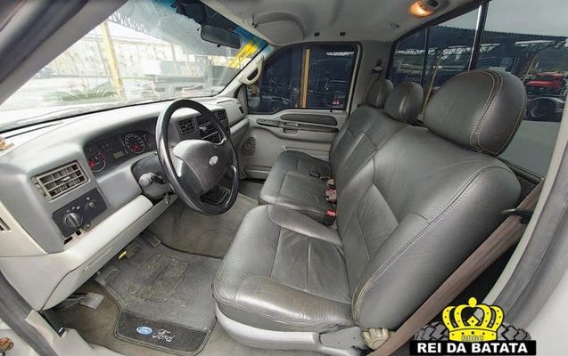 imagem-https://www.socarrao.com.br/sc-vehicle-images-prod/3273233/1786967758308-Ny5qcGc.jpg