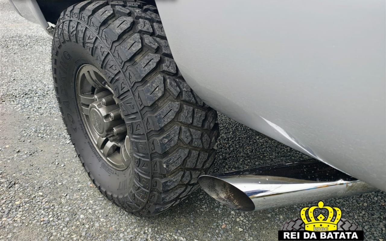 imagem-https://www.socarrao.com.br/sc-vehicle-images-prod/3273233/1786967758790-MTMuanBn.jpg