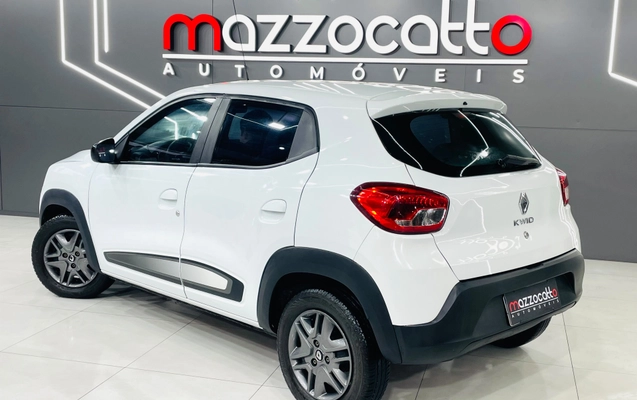 imagem-https://www.socarrao.com.br/sc-vehicle-images-prod/3273296/1786967972660-003_c38cb3bce48e1394e1c84012b3c9c881.jpeg