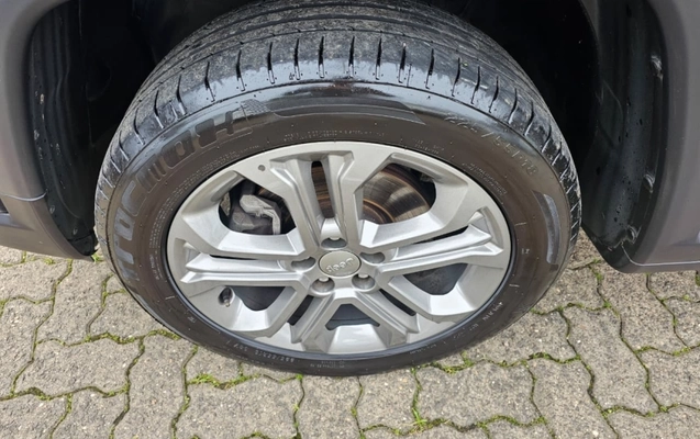 imagem-https://www.socarrao.com.br/sc-vehicle-images-prod/3273347/1788184078288-GH6CuzS0bcMMHePWatfKB2Oy1h392WUg.jpg
