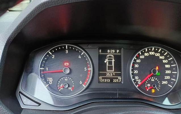 imagem-https://www.socarrao.com.br/sc-vehicle-images-prod/3273504/1789504548652-8383684_13_B_ff50e3f5f6.jpeg