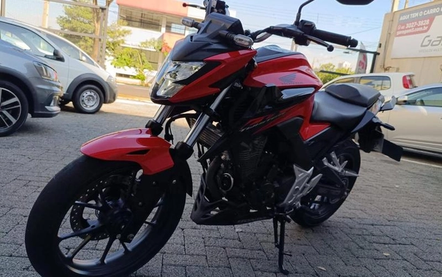 imagem-https://www.socarrao.com.br/sc-vehicle-images-prod/3273555/1789580306131-8048556_14_B_feda5fcdcc.jpeg