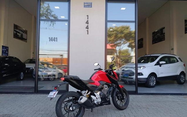imagem-https://www.socarrao.com.br/sc-vehicle-images-prod/3273555/1789580306134-8048556_3_B_d5f4018982.jpeg