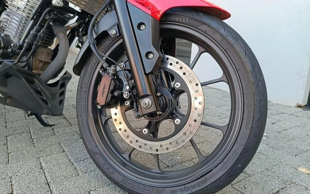 imagem-https://www.socarrao.com.br/sc-vehicle-images-prod/3273555/1789580306144-8048556_12_B_1c44ab452d.jpeg