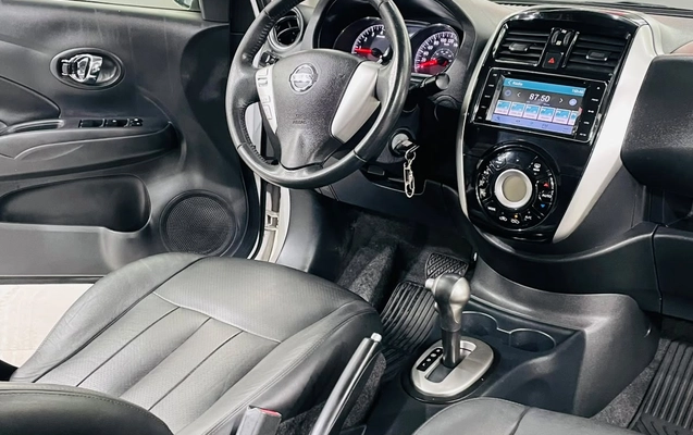imagem-https://www.socarrao.com.br/sc-vehicle-images-prod/3273594/1787248427546-003_5d8acb80f0546949f6d471d10f2bca38.jpeg