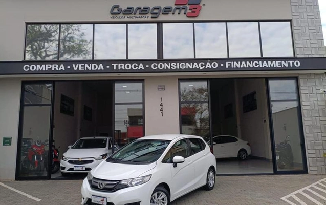 imagem-https://www.socarrao.com.br/sc-vehicle-images-prod/3273820/1789504609569-8284397_8_B_88491461a5.jpeg