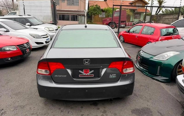imagem-https://www.socarrao.com.br/sc-vehicle-images-prod/3273832/1787862229856-8384396_8_B_a950c8cd78.jpeg