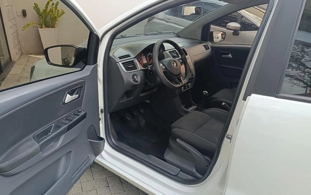 imagem-https://www.socarrao.com.br/sc-vehicle-images-prod/3273846/1789504614898-8353849_10_B_a7117ab42f.jpeg