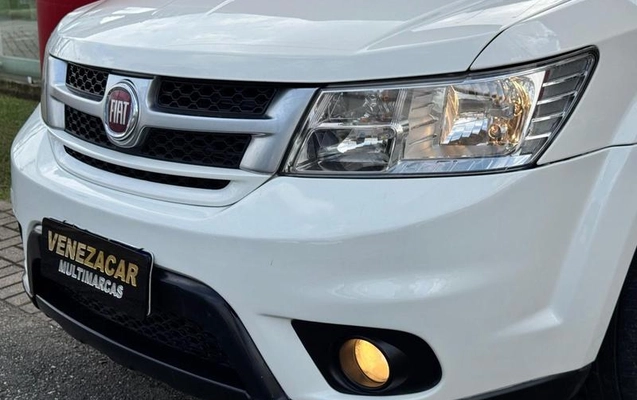 imagem-https://www.socarrao.com.br/sc-vehicle-images-prod/3273987/1786969760147-8166793_21_B_87a78dfa94.jpeg