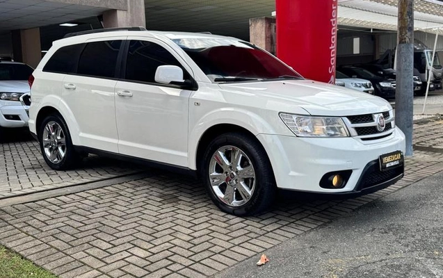 imagem-https://www.socarrao.com.br/sc-vehicle-images-prod/3273987/1786969760149-8166793_18_B_fbb2cdf73b.jpeg
