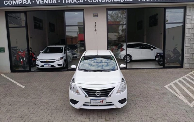 imagem-https://www.socarrao.com.br/sc-vehicle-images-prod/3273992/1789504711743-8319022_2_B_319c36bfc8.jpeg